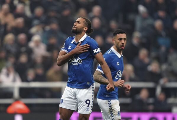 Newcastle draws 1-1 with Everton after late Calvert-Lewin penalty